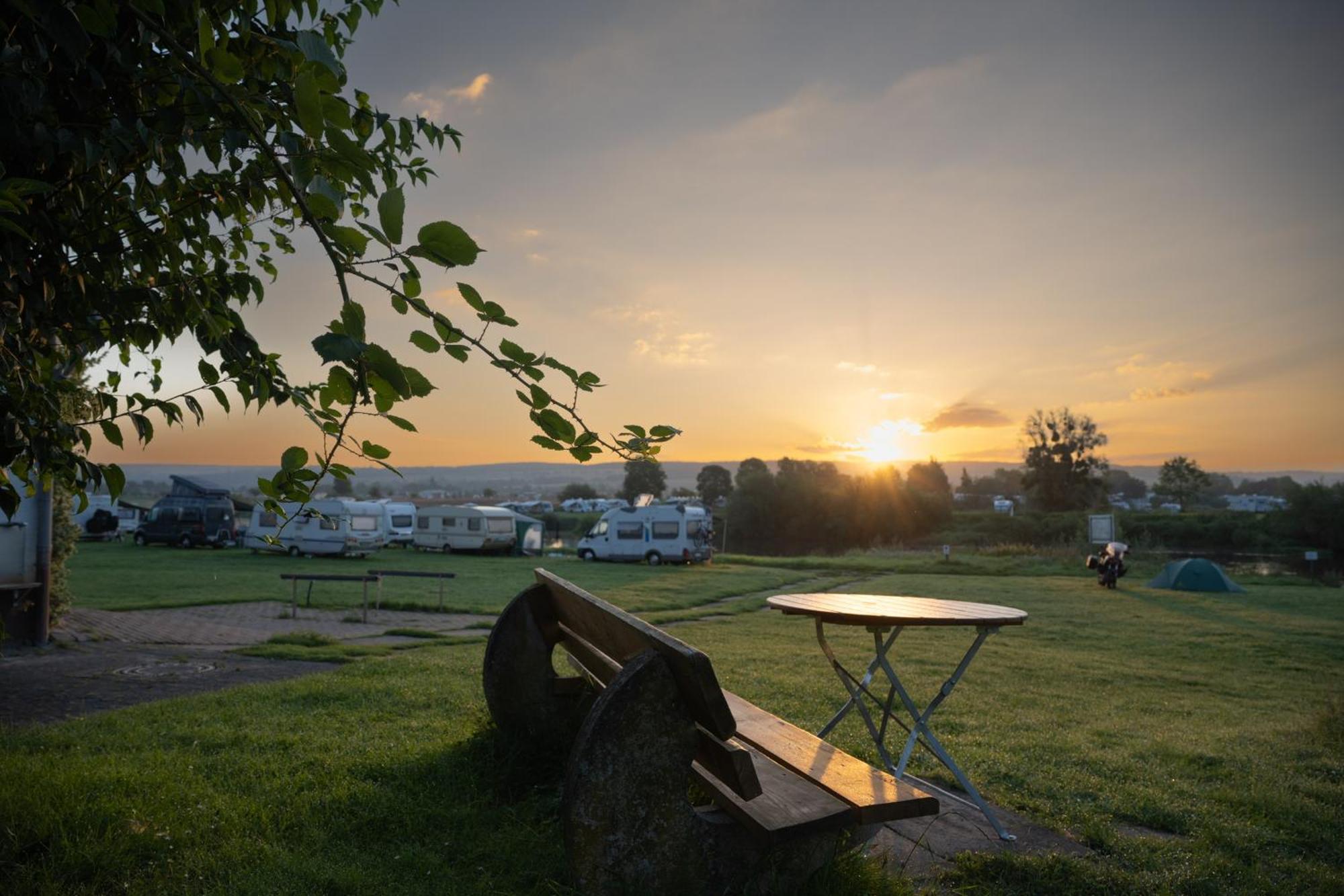 Camping Am Bootshaus เบเวรุงเกน ภายนอก รูปภาพ